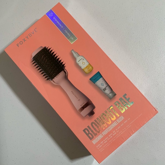 FoxyBae Blush Blowout Bae Dryer Brush Set-New - Picture 3 of 6